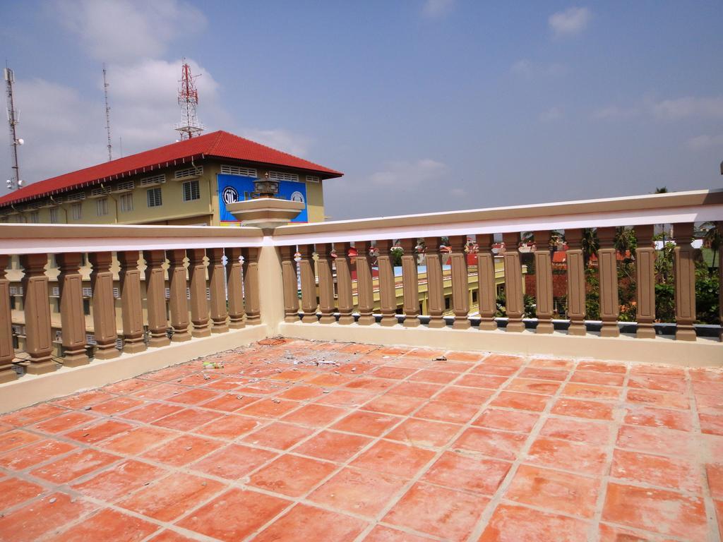 Borey Vatanac Guesthouse Kampot Ngoại thất bức ảnh